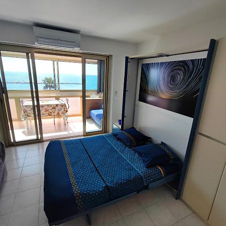 Grand Studio Bord De Mer- Acces Direct Aux Plages Сен-Лоран-дю-Вар Екстер'єр фото
